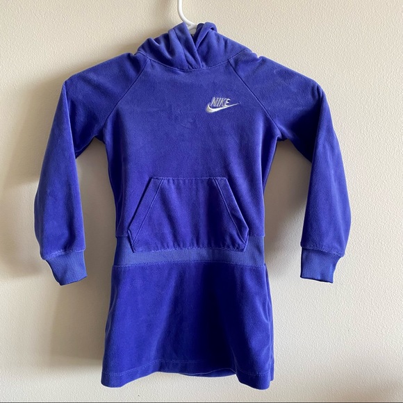 Nike Dresses - Picture 2 of 4